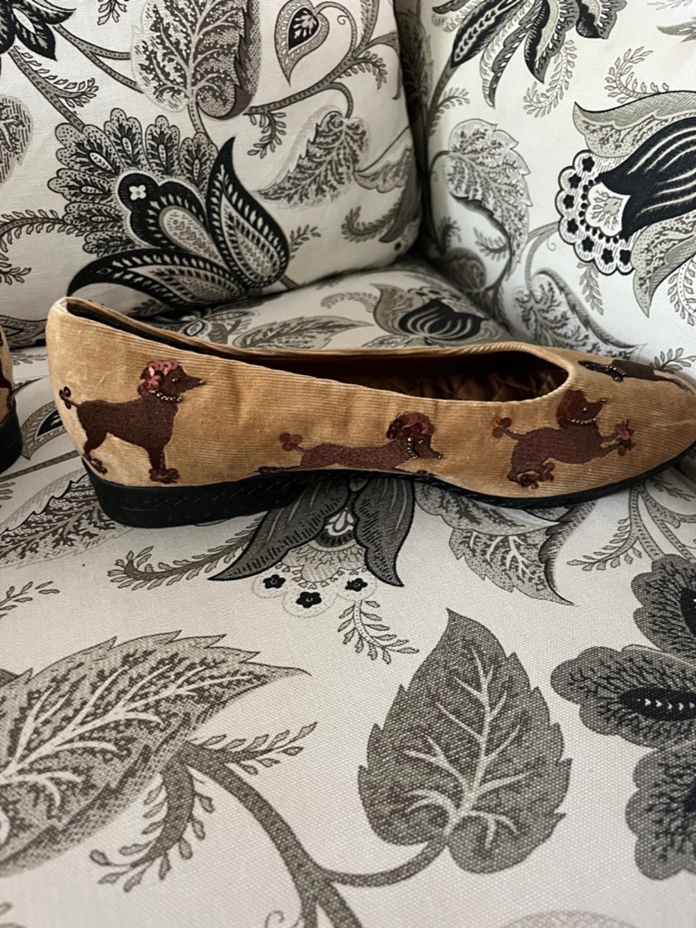 Beverly Feldman - Vintage Corduroy Poodle Embroidered Ballet Flats - Tan - Picture 3 of 7